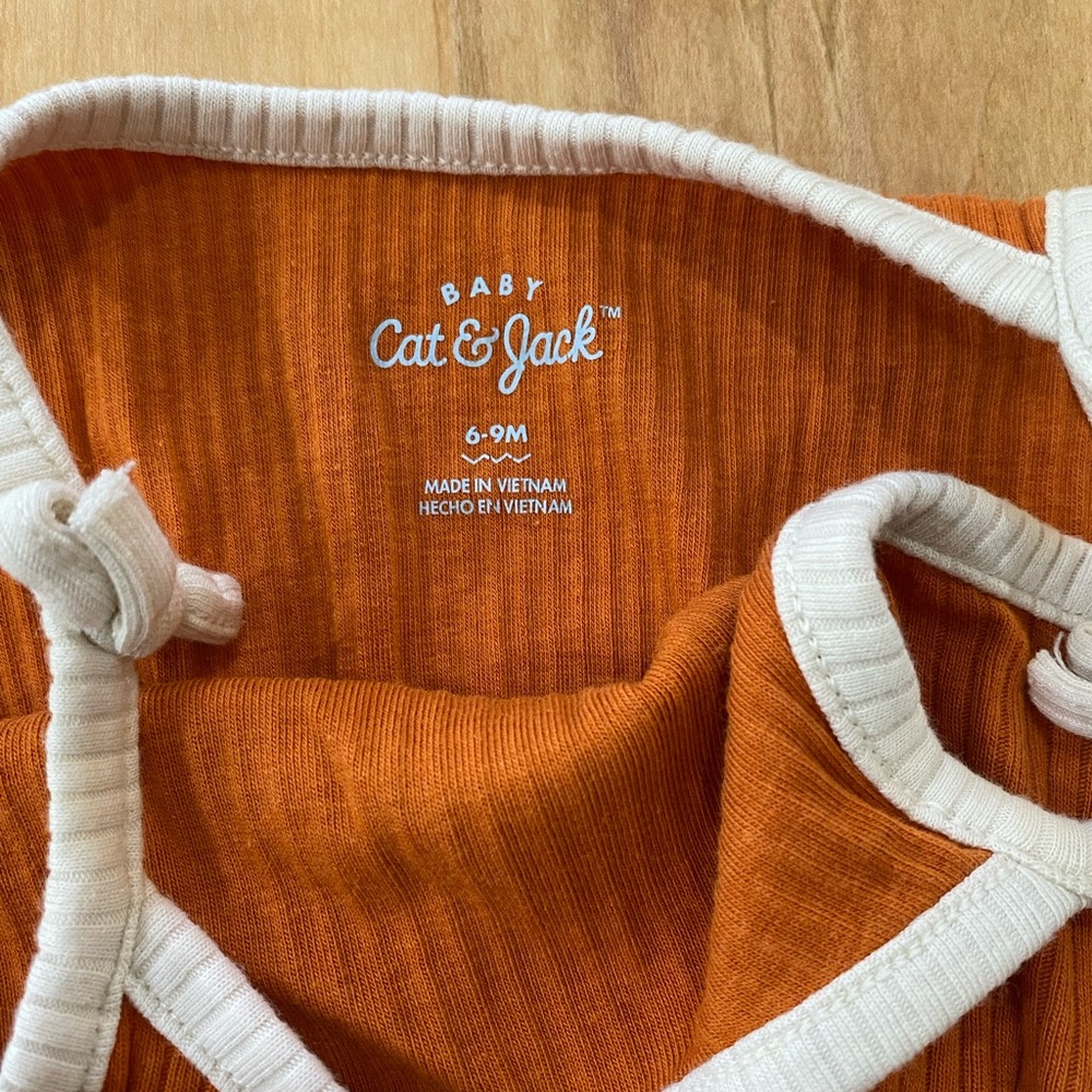Cat & Jack ribbed romper - Picture 4 of 5
